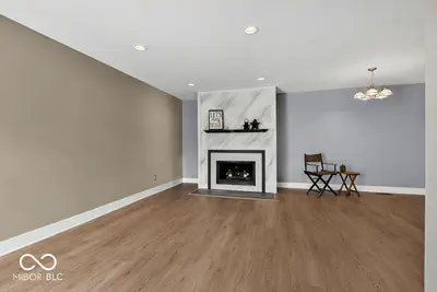 5924 Highgate Circle E, Indianapolis - 18