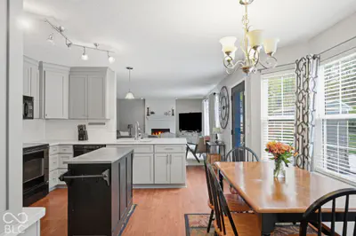 8576 Sunningdale Boulevard, Indianapolis - 15