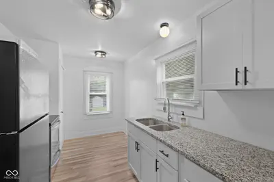 1422 E 49th Street, Indianapolis - 7
