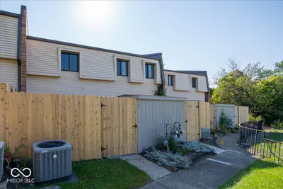 14 Druid Hill Court, Carmel - 23