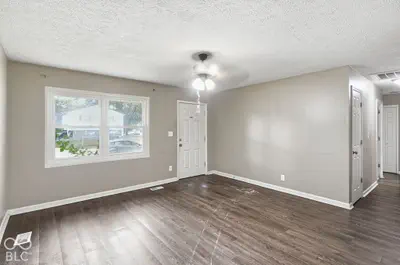 7632 E 37th Place, Indianapolis - 3