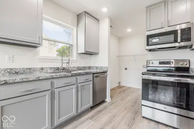 1918 Country Manor Way, North Vernon - 18