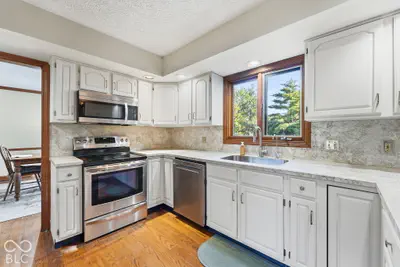 9517 Moorings Boulevard, Indianapolis - 11
