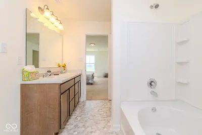 2334 N Liberty Lakes Drive, Greensburg - 30