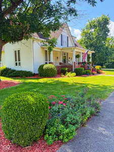215 College Street, Rockville - 54