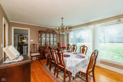 831 North Drive, Seymour - 8