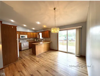 117 S Jackson Street, Medora - 14