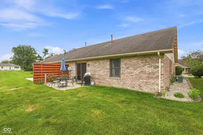 214 Doral Park Drive, Kokomo - 23