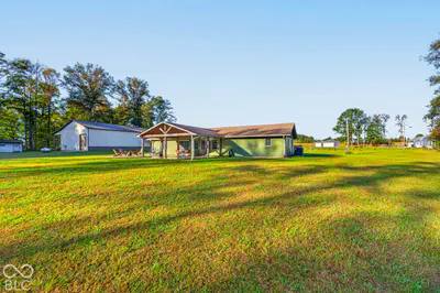 7853 County Road 1200, Seymour - 53