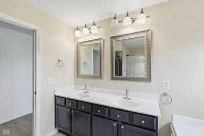 11841 Wedgeport Lane, Fishers - 46