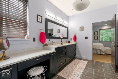 6736 W Stonegate Drive, Zionsville - 24