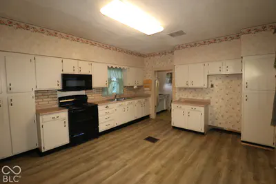 319 Park Avenue, Batesville - 5
