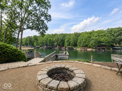 6250 Grosbeak Court, Nineveh - 14