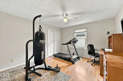 7342 Pymbroke Drive, Fishers - 16