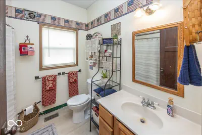 10025 County Road 450 Road, Shirley - 19