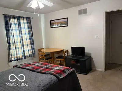 927 Ardsley Drive, Indianapolis - 16