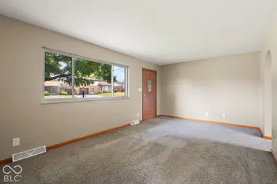 409 Wedgewood Drive, New Albany - 4