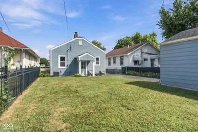 2462 Delaware Street, Indianapolis - 17