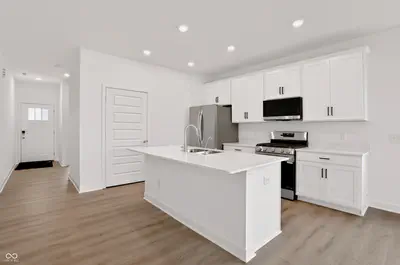 5192 Foxley Park Lane, Avon - 3