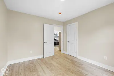 326-328 S Emerson Avenue, Indianapolis - 53