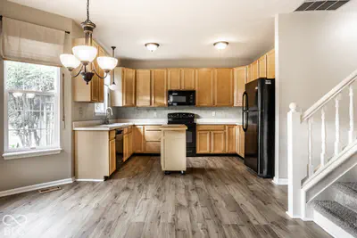 6843 Thousand Oaks Lane, Indianapolis - 33