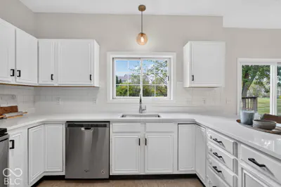 10936 Eaton Court, Fishers - 12