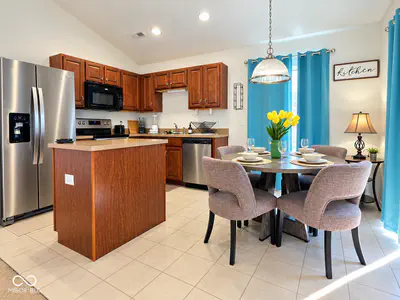 13249 Komatite Way, Fishers - 11