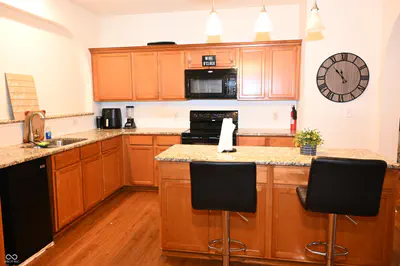 7136 Marsh Road, Indianapolis - 10