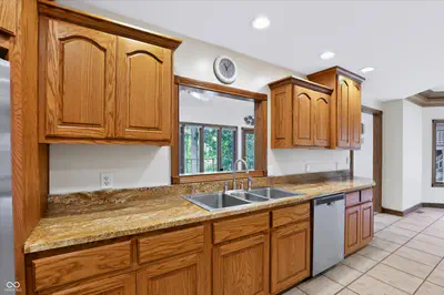 7511 Poplar Point Drive, Trafalgar - 20