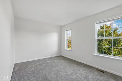 5779 Blue Sky Drive, Whitestown - 38