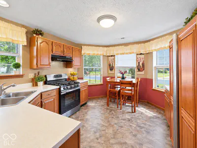 218 Lake Point Lane S, Greenwood - 7