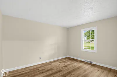 4147 Fairview Road, Greenwood - 18