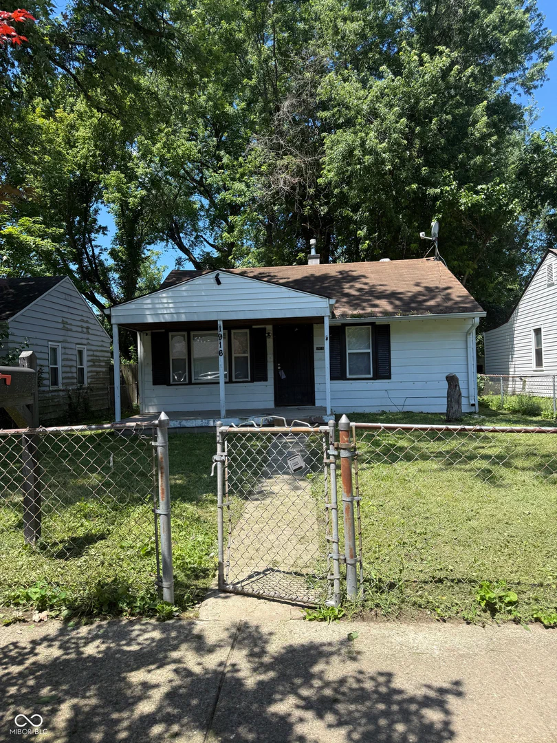 1916 Colorado Avenue, Indianapolis
