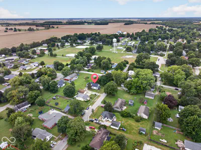 303 Brant Street, Waynetown - 35