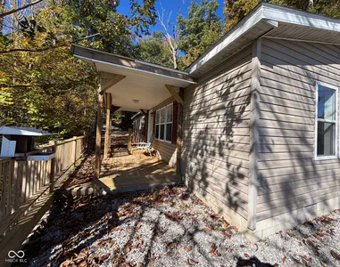 1457 Spirea Court, North Vernon - 8