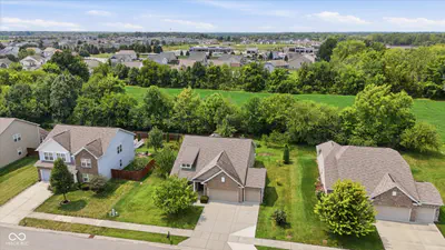 8922 Springview Drive, McCordsville - 34