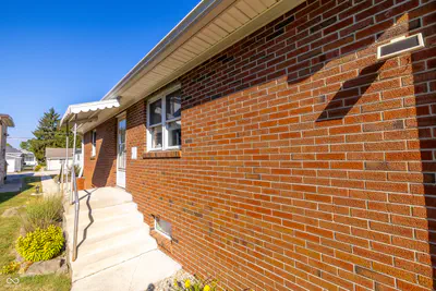 84 7th Avenue, Beech Grove - 84