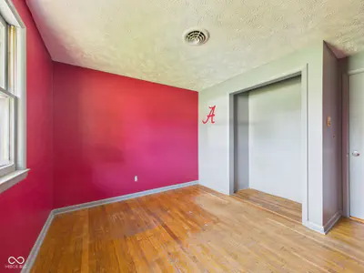 168 Benton Street, Alexandria - 14