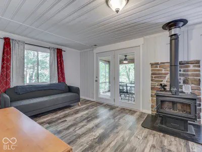 8285 Lilly Lane, Nineveh - 37