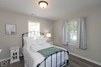 425 E College Avenue, Brownsburg - 8