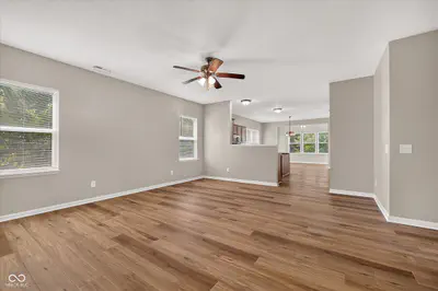 8922 Springview Drive, McCordsville - 4