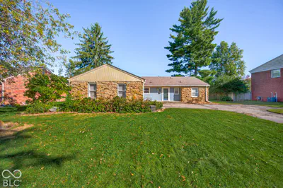 1602 Crescent Drive, Columbus