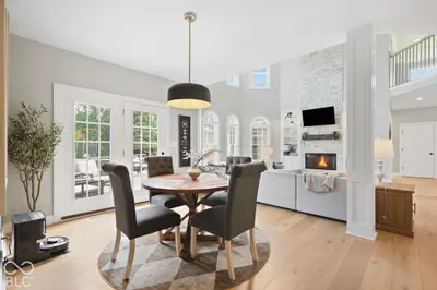 6092 Hunters, Pendleton - 23