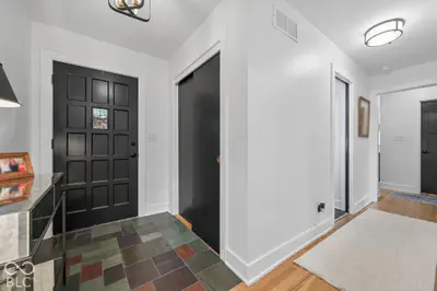 765 W Pine Street, Zionsville - 16