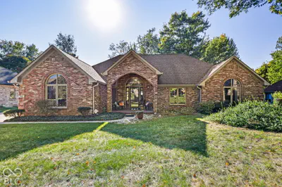 282 Adrienne Drive, Greenwood