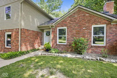 1336 S Heron Drive E, New Palestine - 8