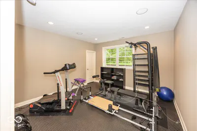 8809 William Penn Circle, Indianapolis - 85