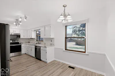 7357 Avalon Trail Road, Indianapolis - 23