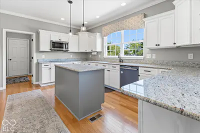 11145 Desert Glen Drive, Fishers - 12