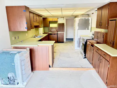 4501 Wheeling Avenue, Muncie - 17